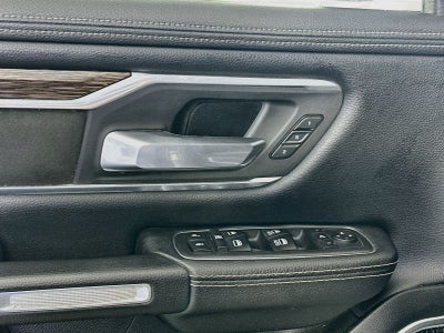 2020 RAM 1500 Laramie Crew Cab 4x4 5'7' Box