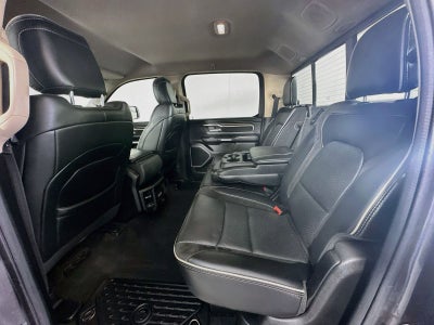 2020 RAM 1500 Laramie Crew Cab 4x4 5'7' Box
