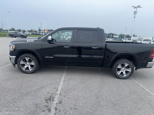 2022 RAM 1500 Laramie Crew Cab 4x4 5'7' Box