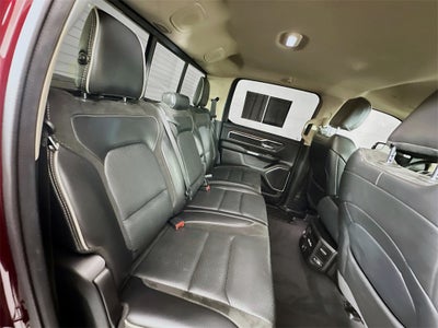 2019 RAM 1500 Laramie Crew Cab 4x4 5'7' Box