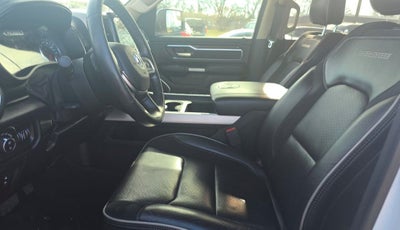 2019 RAM 1500 Laramie Crew Cab 4x4 5'7' Box