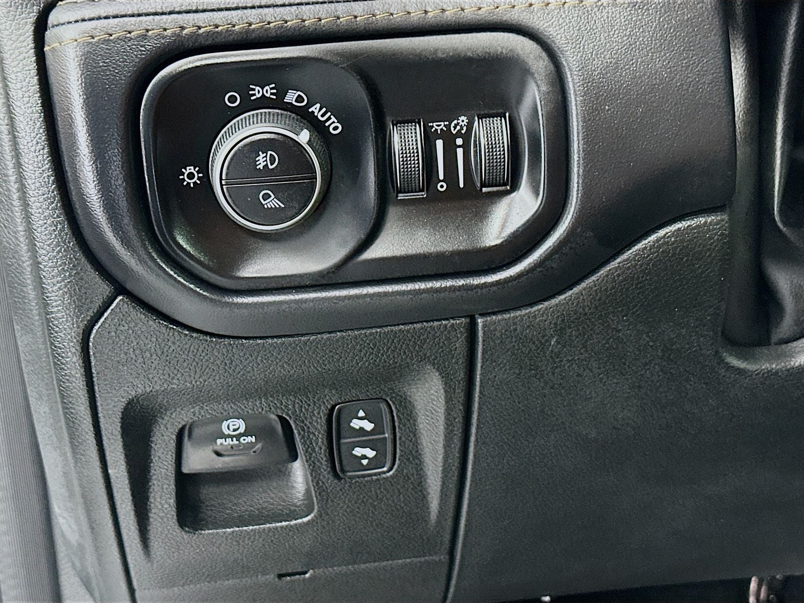 2023 RAM 1500 Limited Longhorn Crew Cab 4x4 5'7' Box