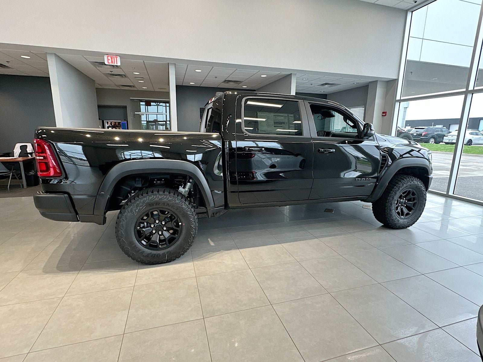 2026 RAM Ram 1500 RAM 1500 RHO CREW CAB 4X4 5'7' BOX
