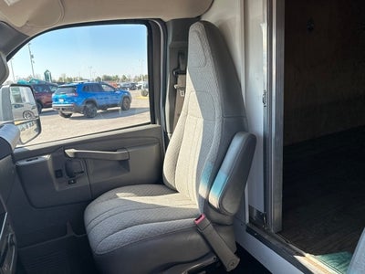 2019 Chevrolet Express Cutaway 4500 4500 Van