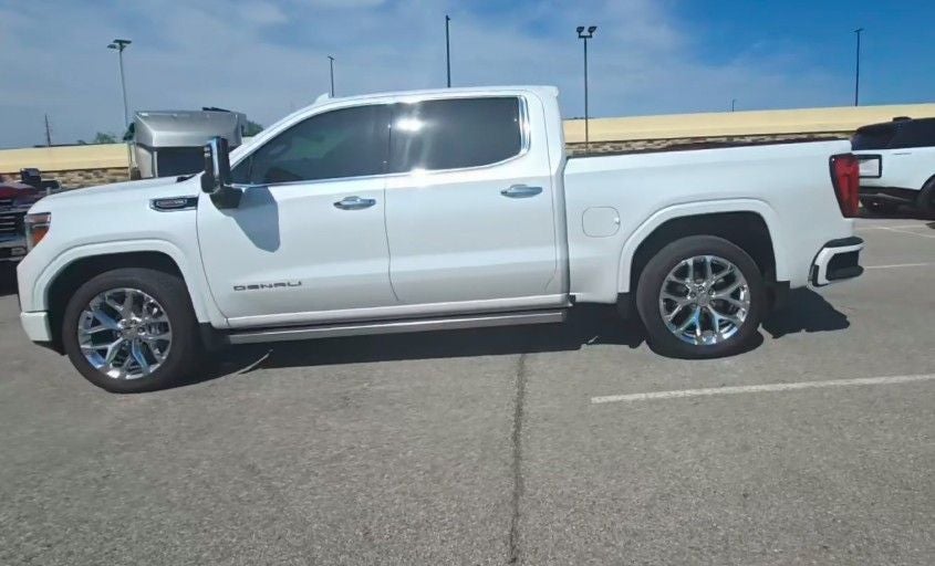 2020 GMC Sierra 1500 4WD Crew Cab Short Box Denali
