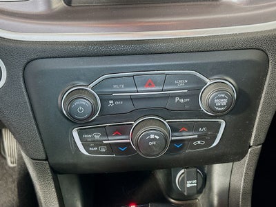 2022 Dodge Charger SXT RWD