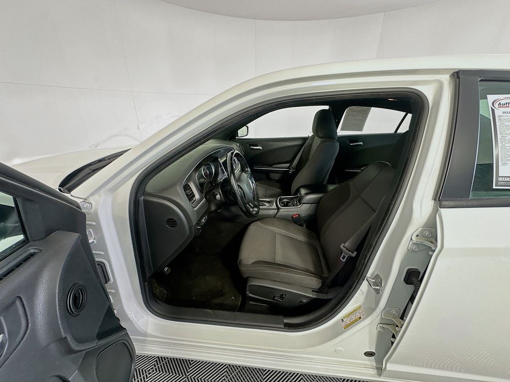 2022 Dodge Charger SXT RWD