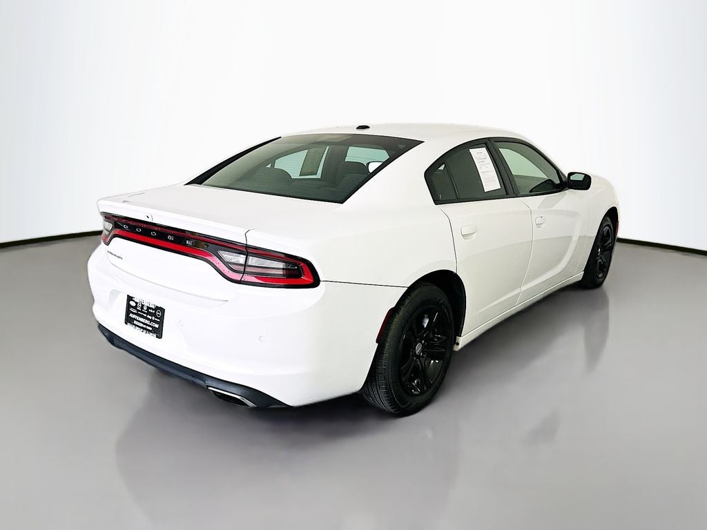 2022 Dodge Charger SXT RWD