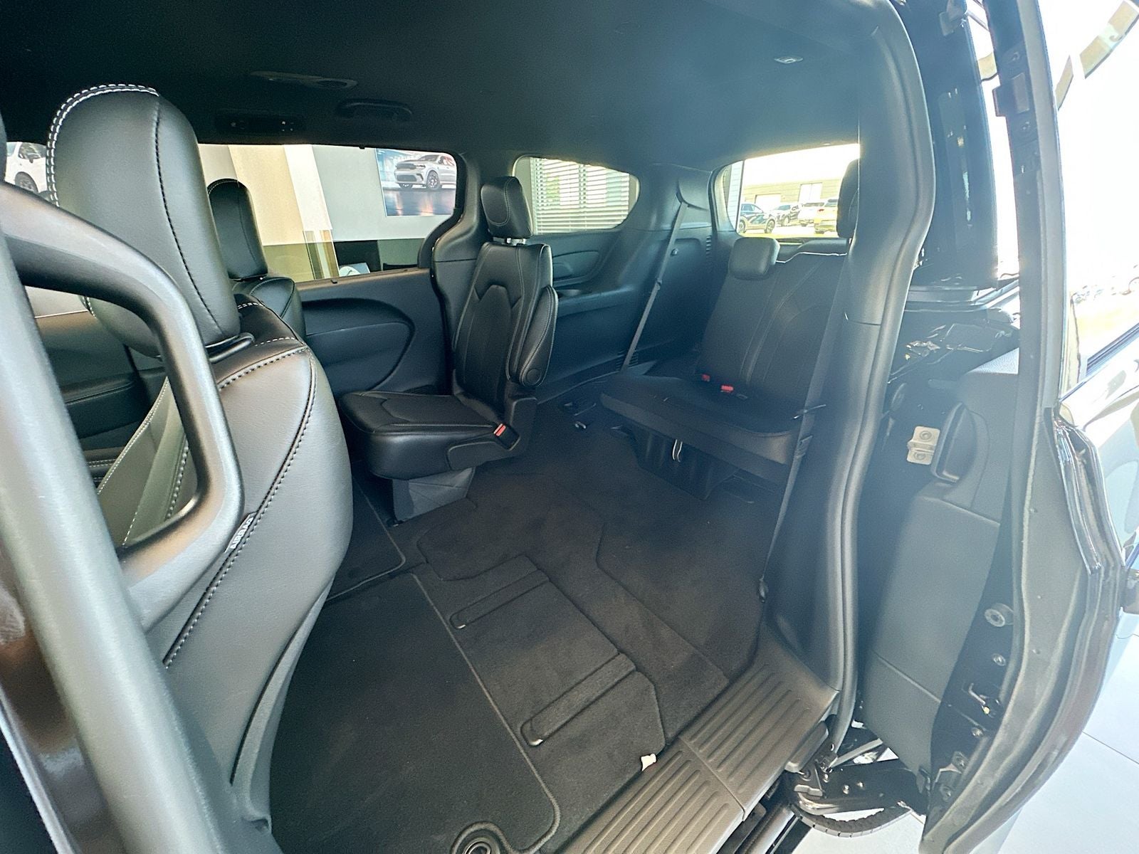 2027 Chrysler Pacifica PACIFICA SELECT