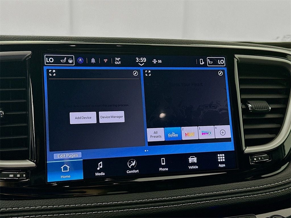 2026 Chrysler Pacifica Select