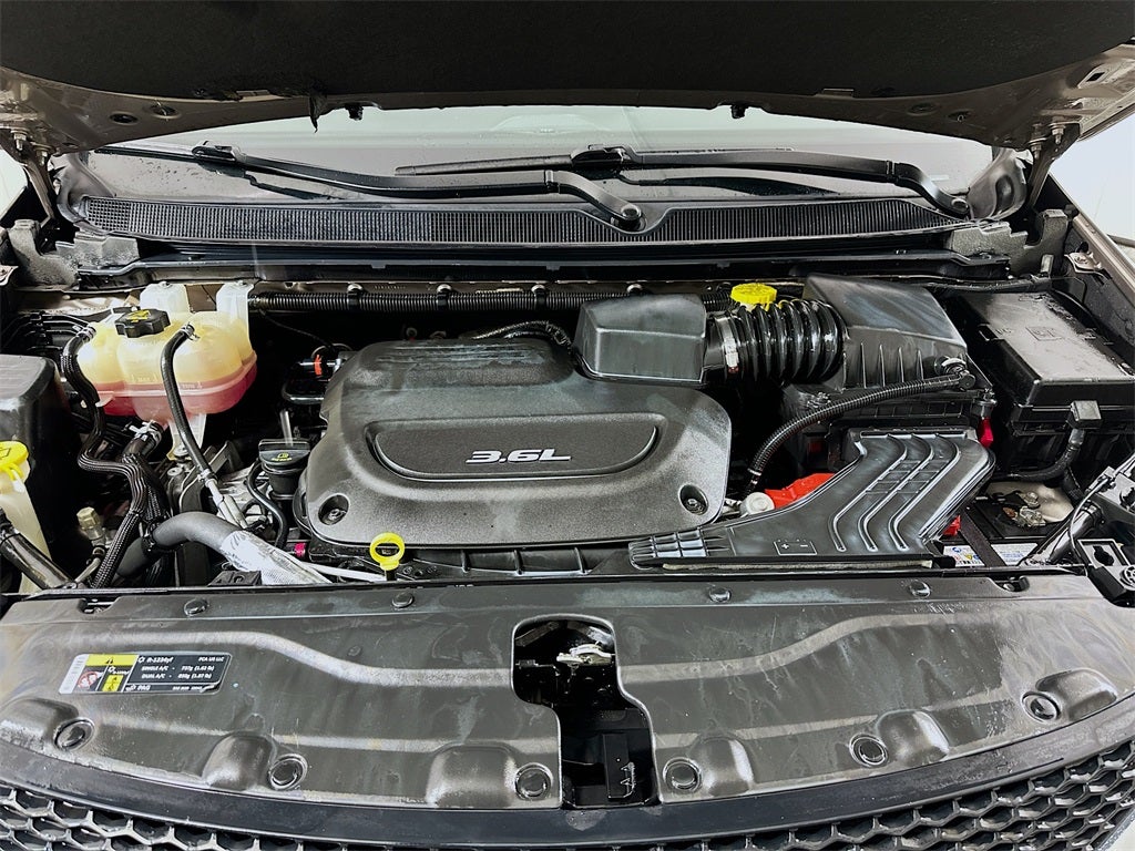 2017 Chrysler Pacifica Touring-L