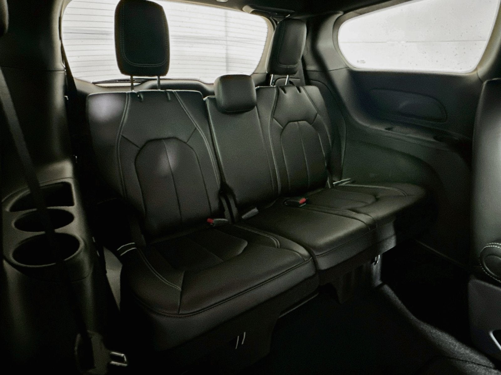 2027 Chrysler Pacifica PACIFICA SELECT