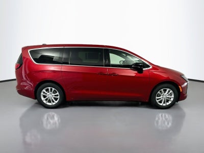 2027 Chrysler Pacifica PACIFICA SELECT