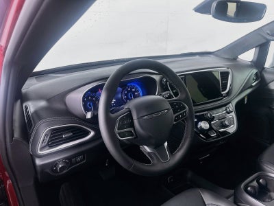 2027 Chrysler Pacifica PACIFICA SELECT