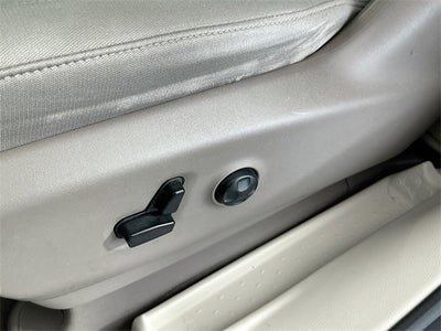 2020 Chrysler Voyager LX