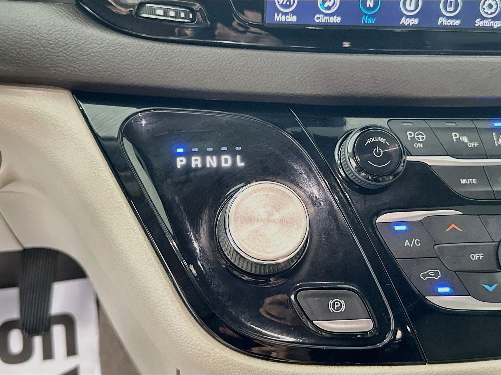2020 Chrysler Pacifica Touring L Plus