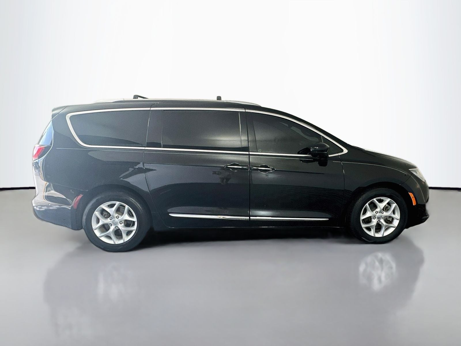 2020 Chrysler Pacifica Touring L Plus