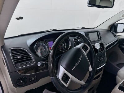 2014 Chrysler Town & Country Limited