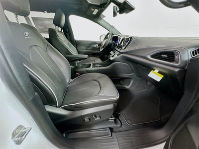 2026 Chrysler Pacifica PACIFICA LIMITED