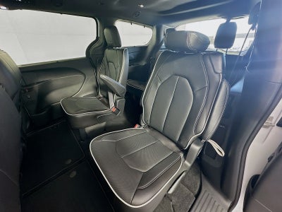 2027 Chrysler Pacifica PACIFICA LIMITED
