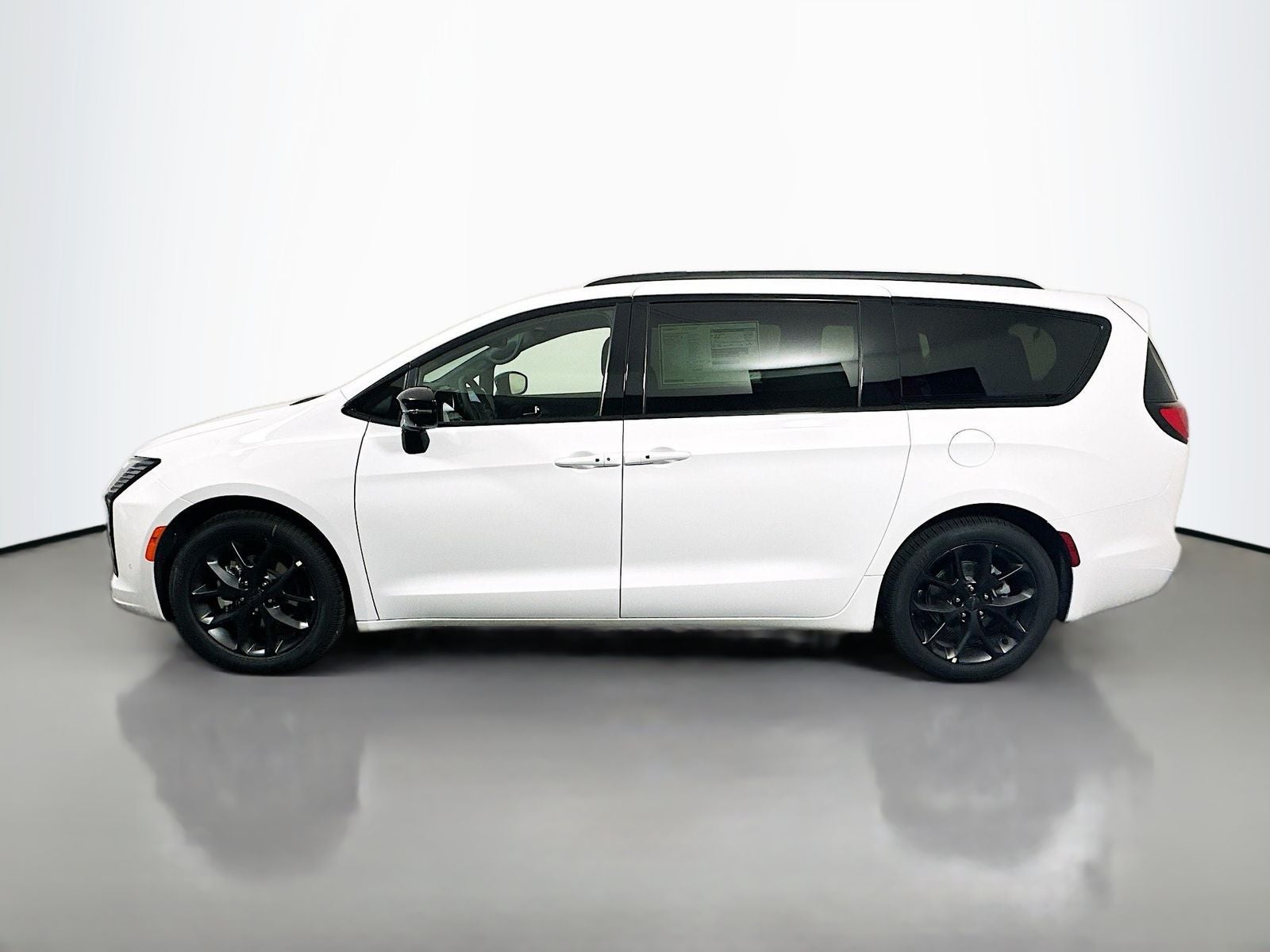2027 Chrysler Pacifica PACIFICA LIMITED