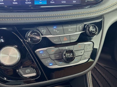 2022 Chrysler Pacifica Hybrid Pinnacle