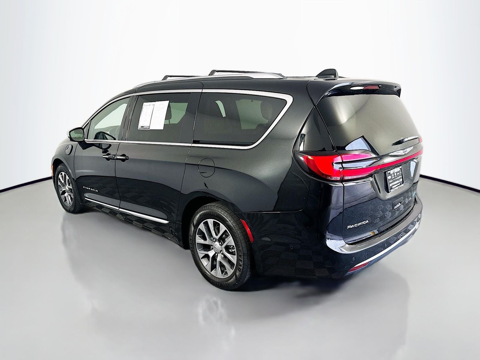 2022 Chrysler Pacifica Hybrid Pinnacle