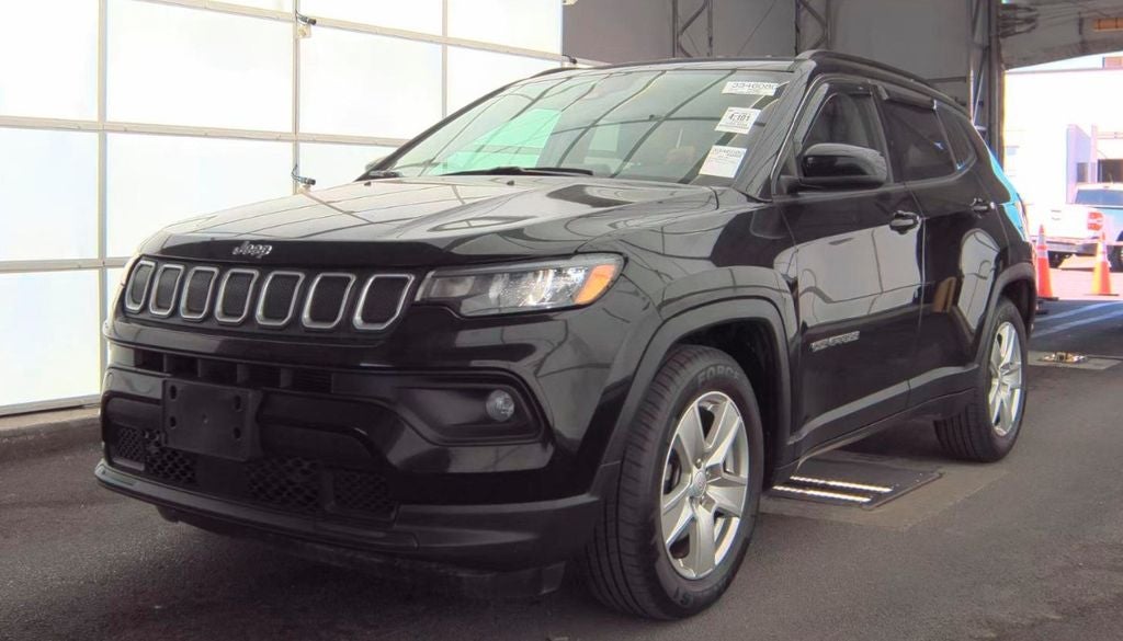 2022 Jeep Compass Latitude FWD