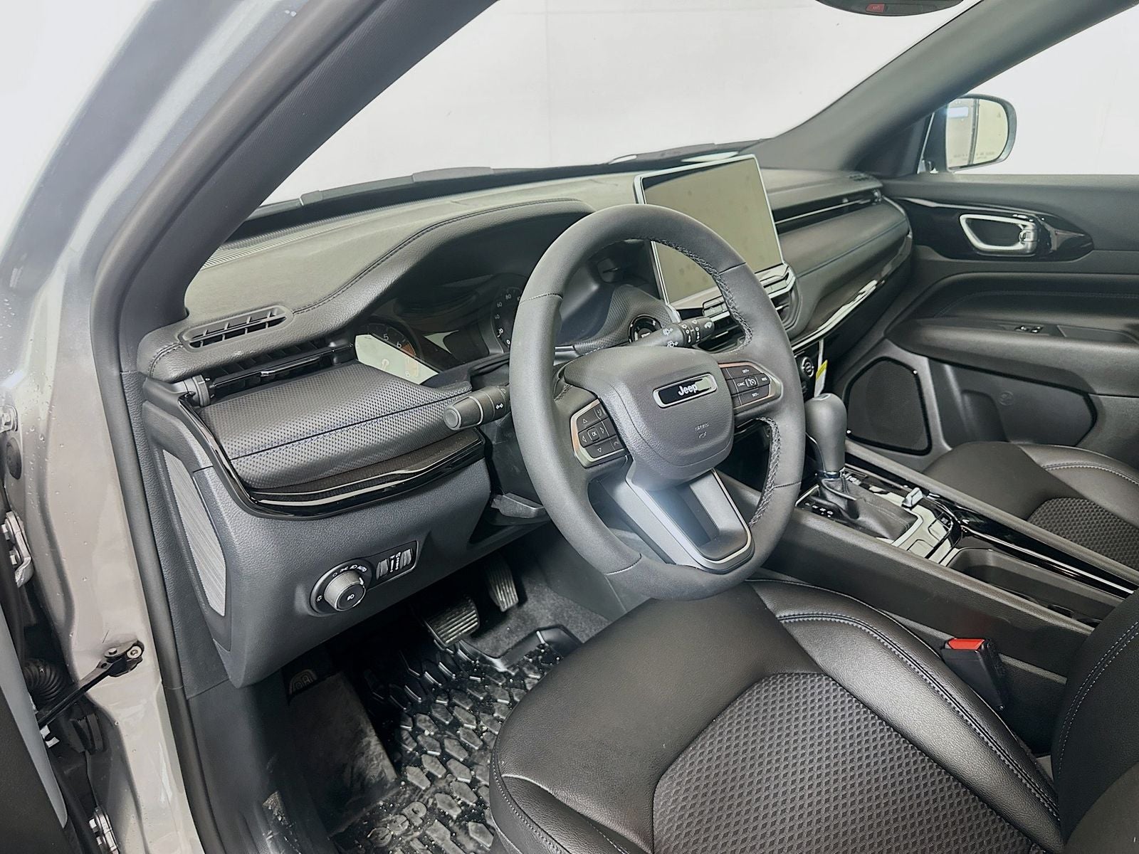 2026 Jeep Compass Altitude - Photo 9
