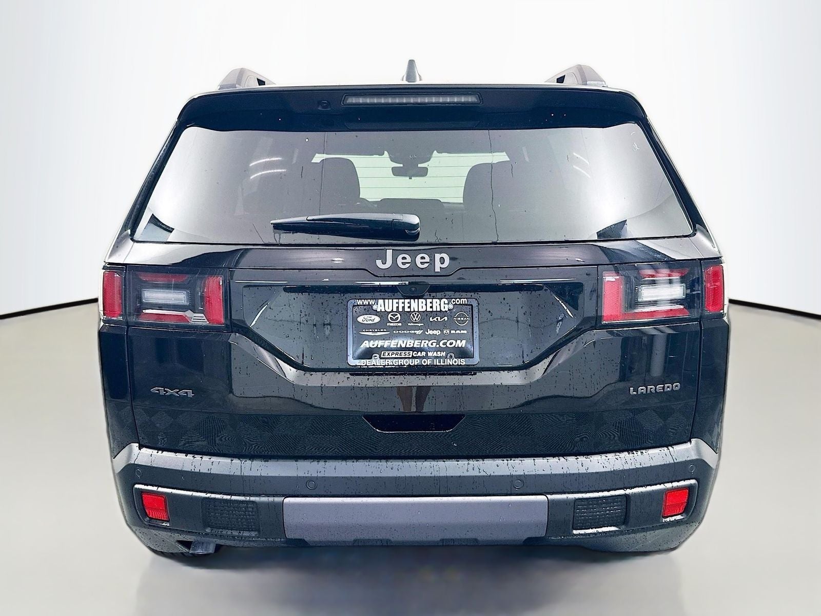2026 Jeep Cherokee CHEROKEE LAREDO 4X4