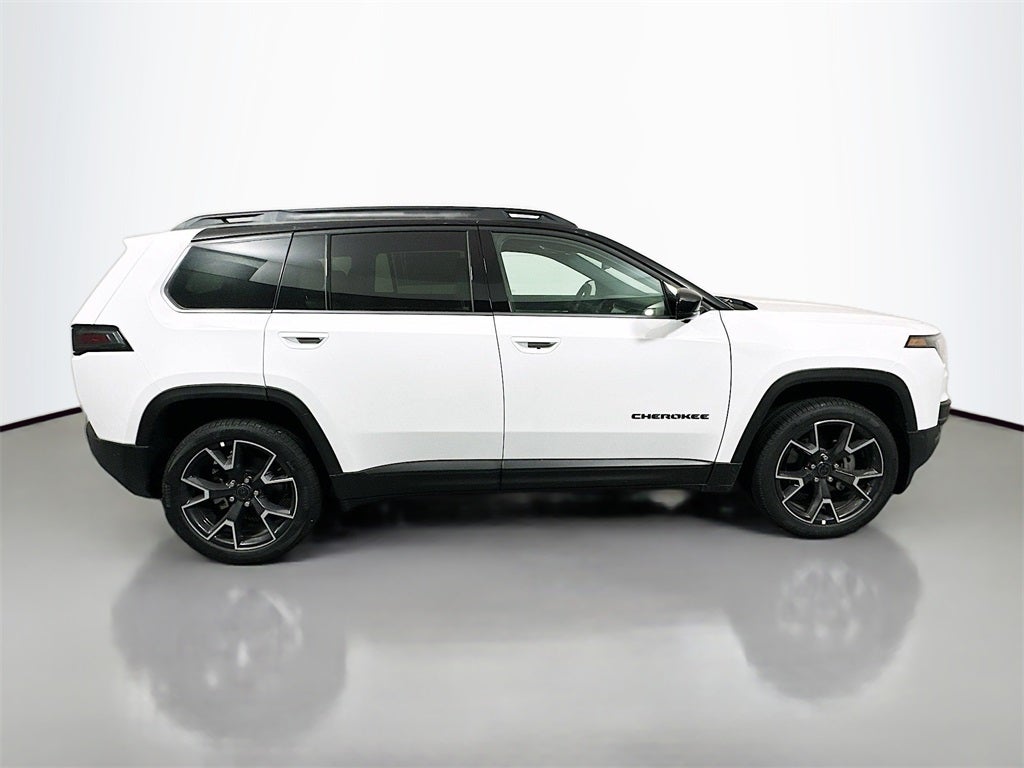 2026 Jeep Cherokee Overland