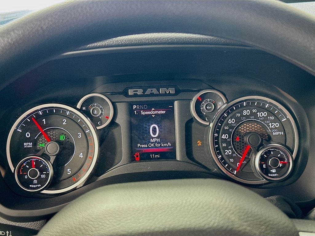 2026 RAM Ram 2500 RAM 2500 BLACK EXPRESS CREW CAB 4X4 6'4' BOX