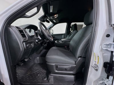 2026 RAM Ram 2500 RAM 2500 BLACK EXPRESS CREW CAB 4X4 6'4' BOX