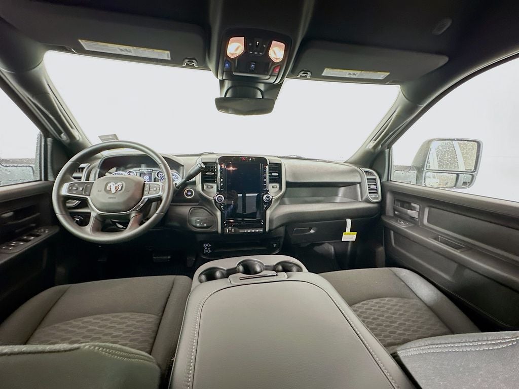 2026 RAM Ram 2500 RAM 2500 BLACK EXPRESS CREW CAB 4X4 6'4' BOX