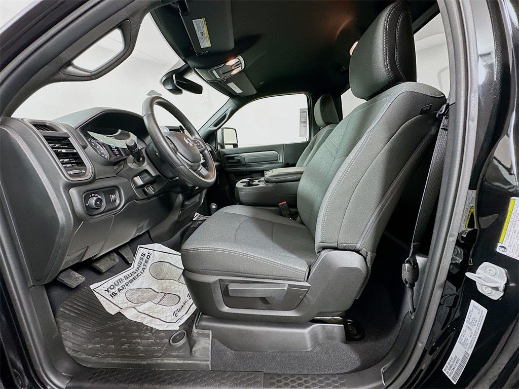 2024 RAM Ram 2500 RAM 2500 TRADESMAN REGULAR CAB 4X4 8' BOX