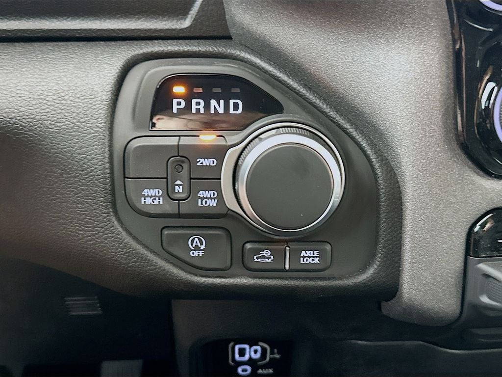 2026 RAM Ram 1500 RAM 1500 WARLOCK CREW CAB 4X4 5'7' BOX