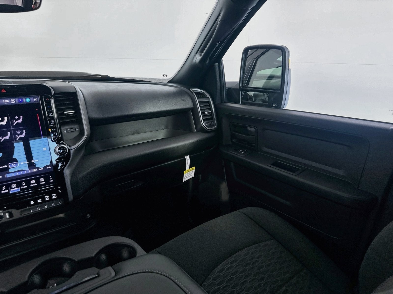 2027 RAM Ram 2500 RAM 2500 BLACK EXPRESS CREW CAB 4X4 6'4' BOX