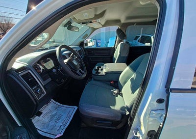 2017 RAM 2500 Tradesman Crew Cab 4x4 6'4' Box