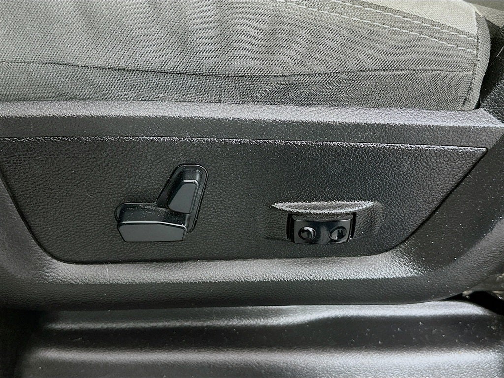 2020 RAM 2500 Lone Star Crew Cab 4X4 6'4' Box