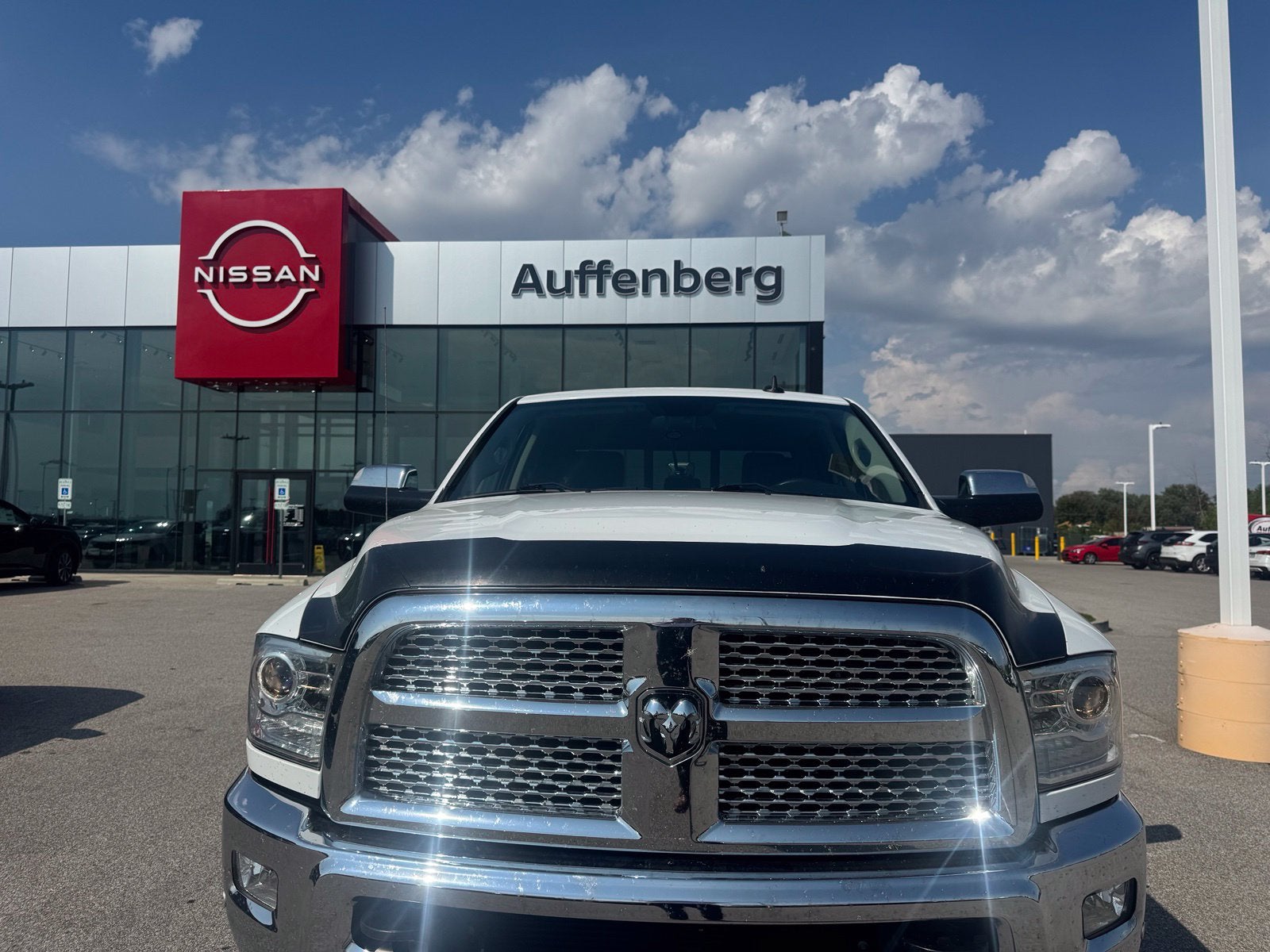 2017 RAM 2500 Laramie Crew Cab 4x4 6'4' Box