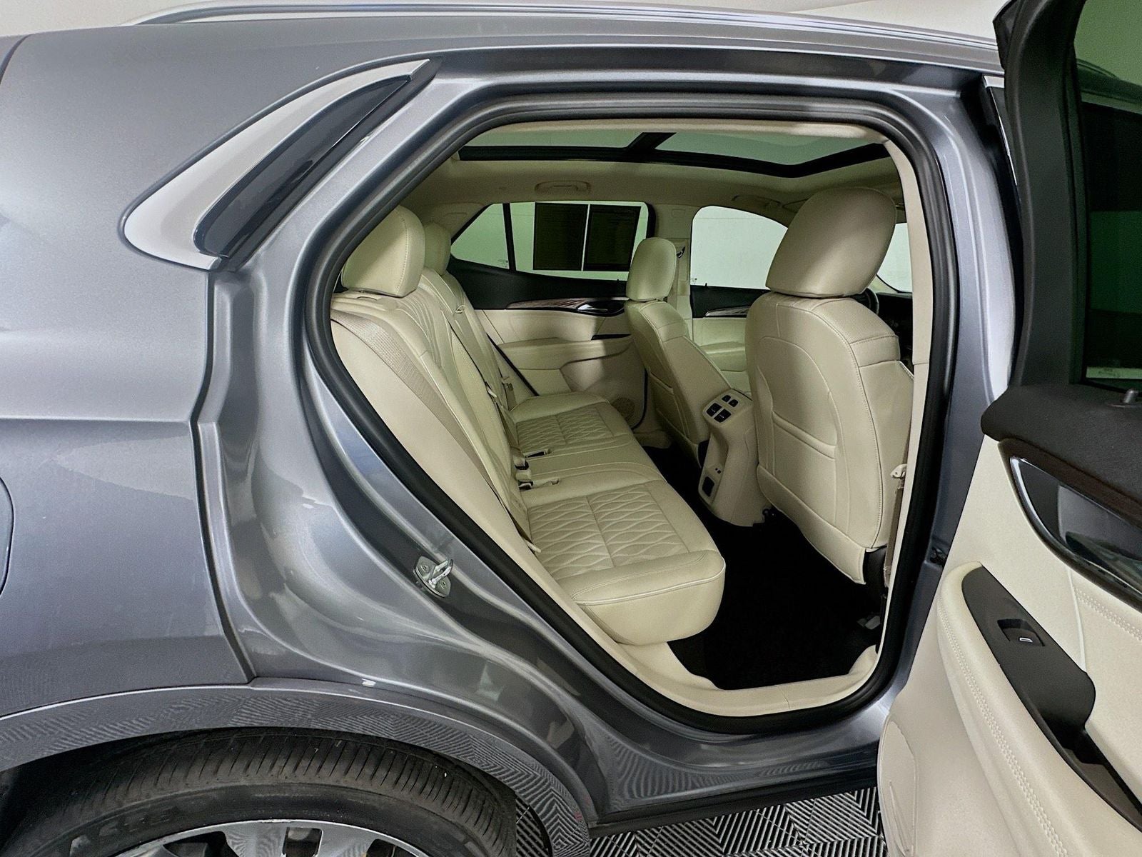 2022 Buick Envision FWD Avenir