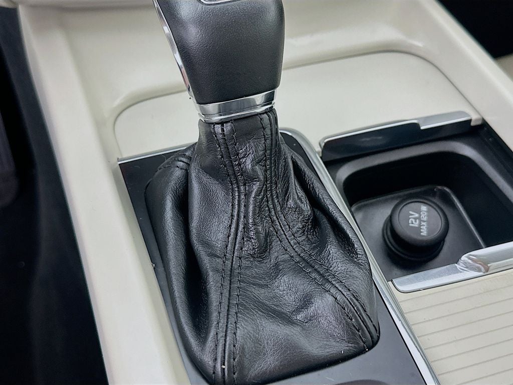 2018 Volvo XC60 T6 Momentum