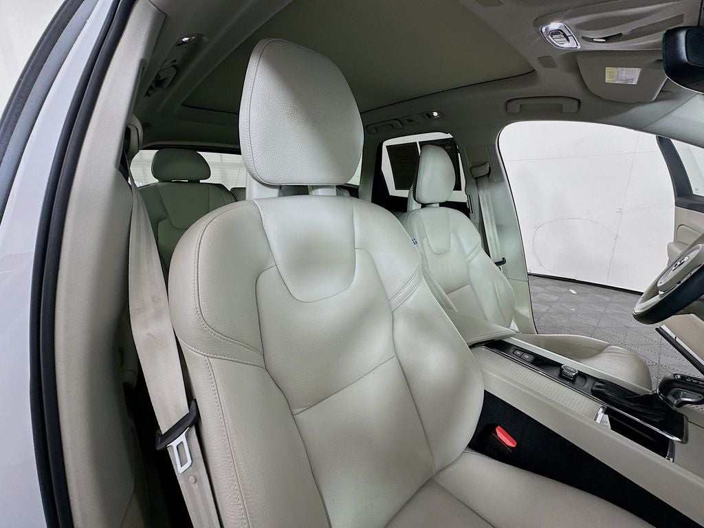 2018 Volvo XC60 T6 Momentum