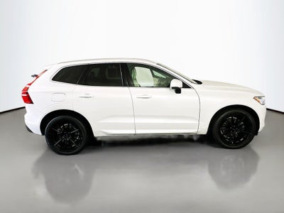 2018 Volvo XC60 T6 Momentum