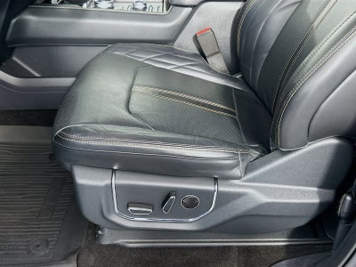 2022 Ford Expedition Max Platinum