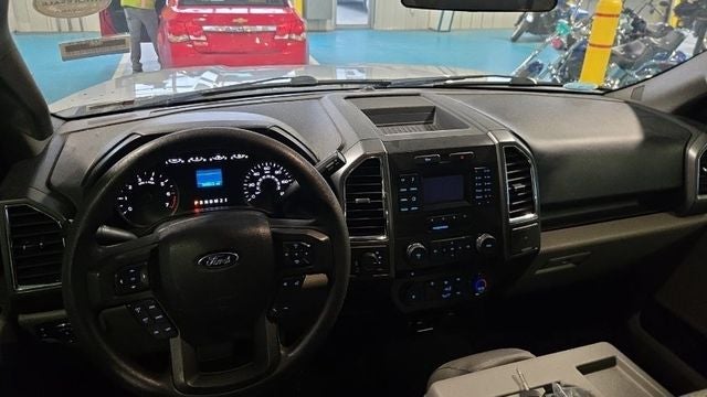 2015 Ford F-150 Base