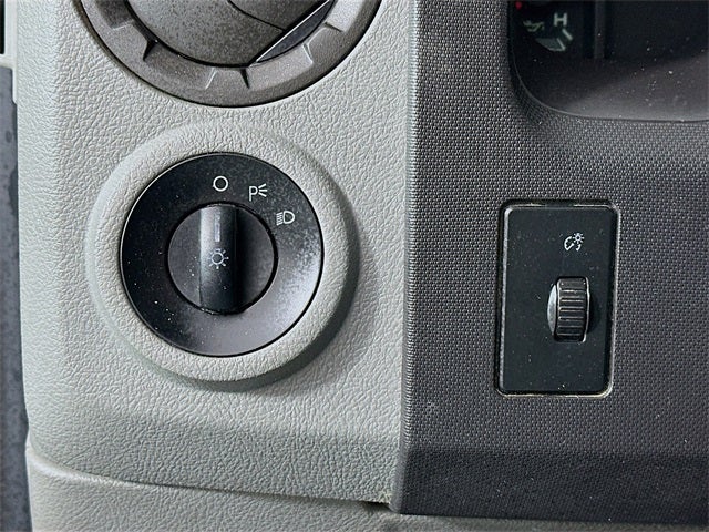 2010 Ford E-350SD Commercial