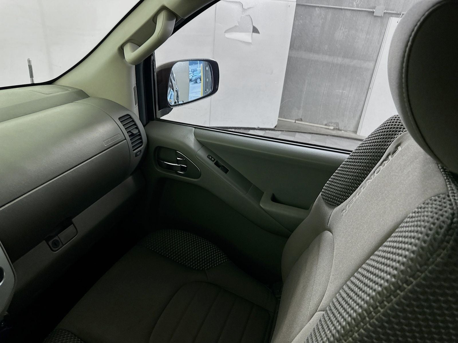 2012 Nissan Frontier SV
