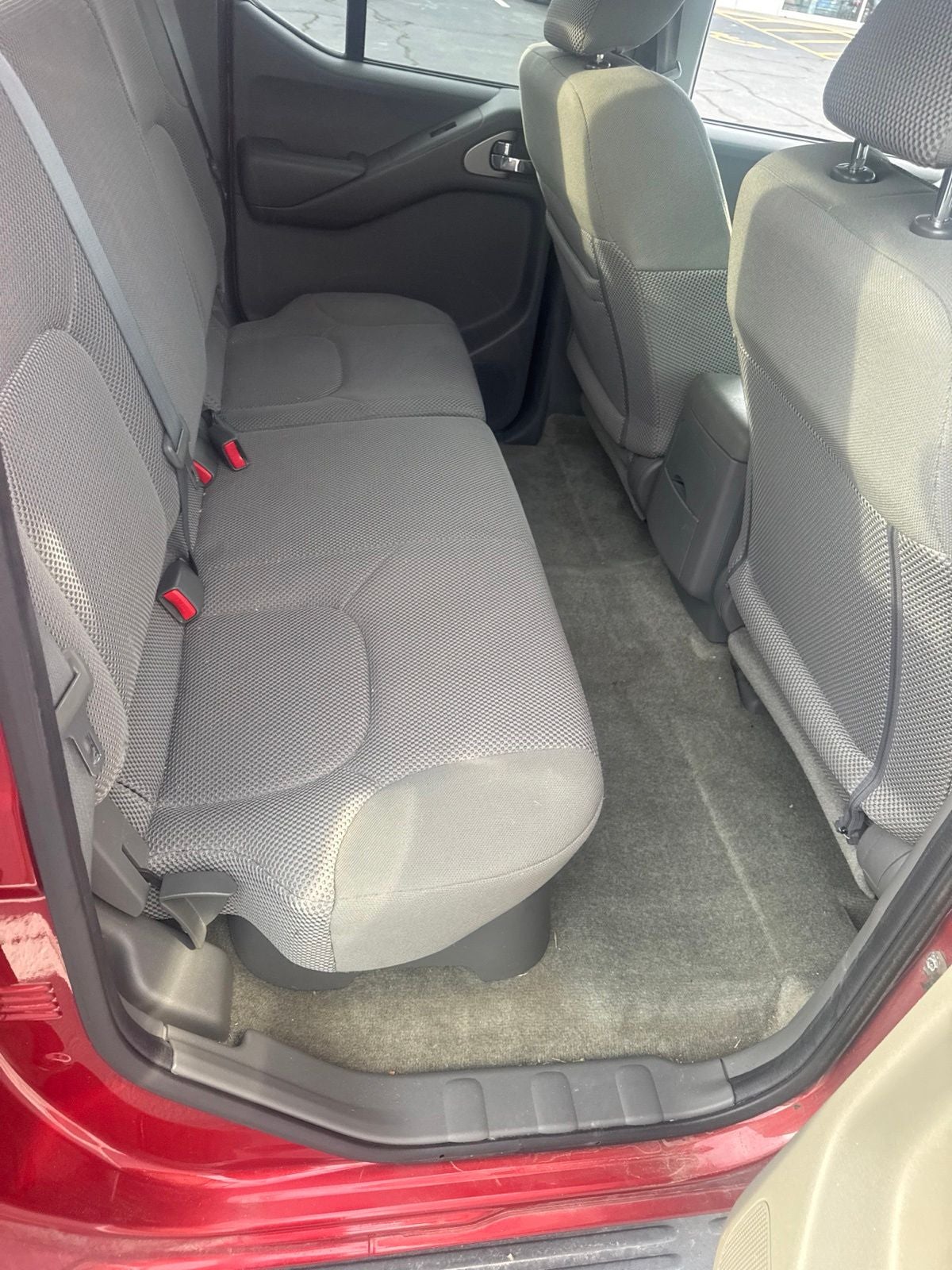 2015 Nissan Frontier SV