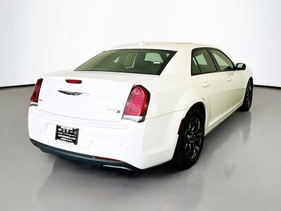 2018 Chrysler 300 S